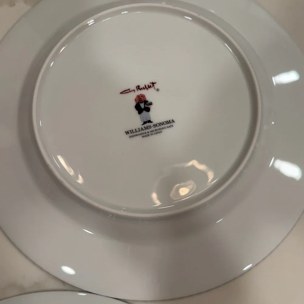 Guy Buffet Waiter Suite Porcelain Dinner Plates (4)